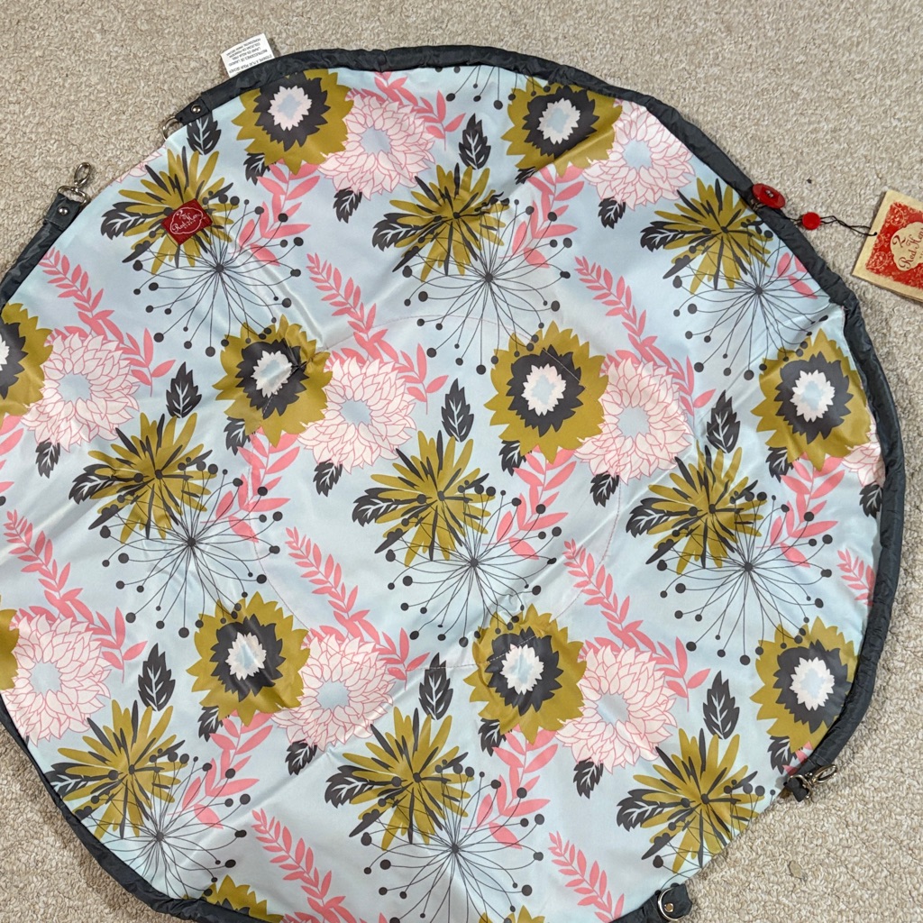 2 Red Hens Studio Toy Nanny Play Mat